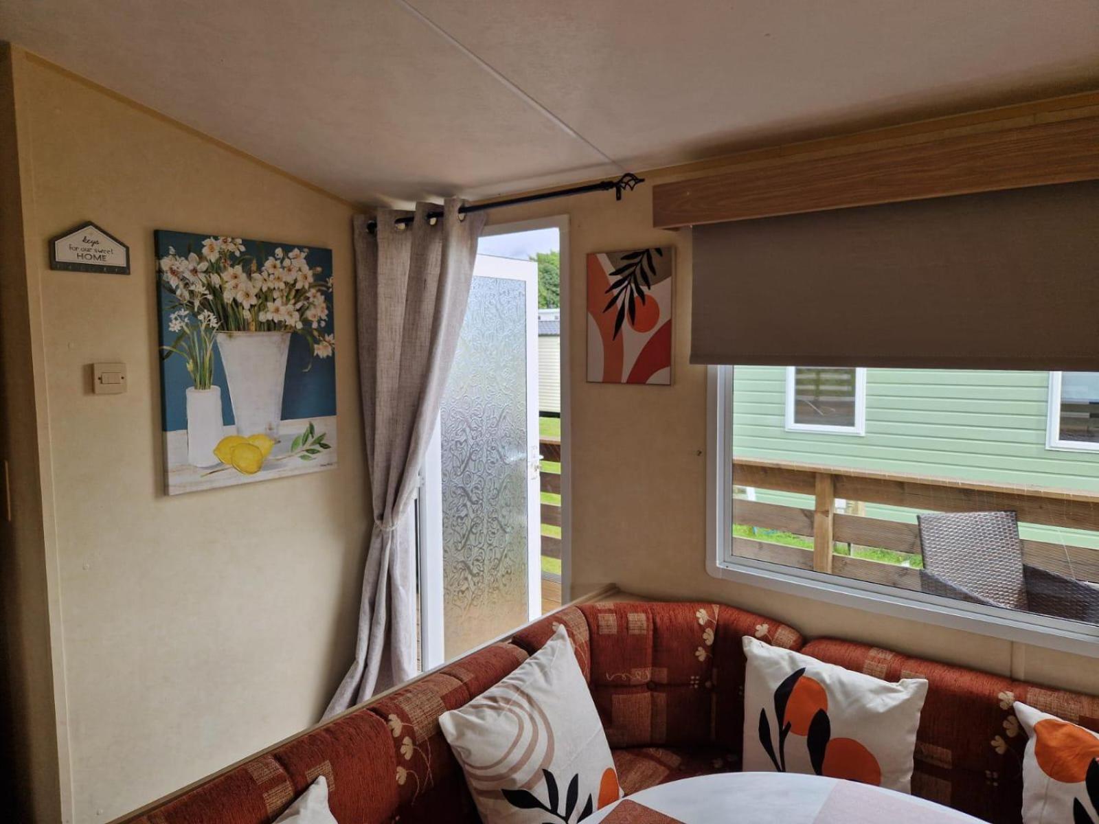 Lochview Retreat Caravan Balminnoch ภายนอก รูปภาพ